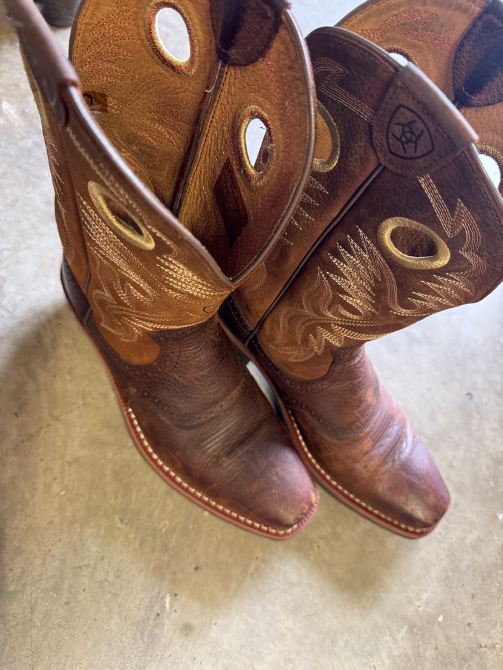 Ariat Brown Leather Pull-On Western Boots